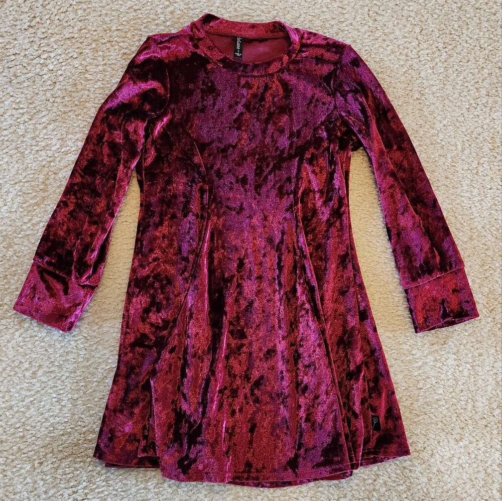 LIKE NEW Pixie Lane Crushed Velvet dress, size 5